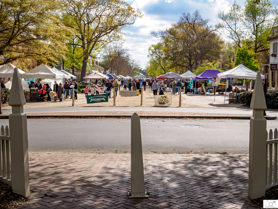 2016-4-9-Farmers-Market-3-CR-720-80.jpg